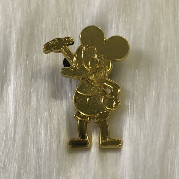 Disney Jewelry 525 Gold Mickey Disney Pin Poshmark